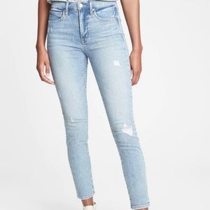 NWT Gap Jeans- High Rise Distressed True Skinny
